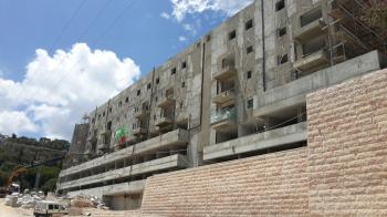 פרויקט חלונות הגג הגדול ביותר שנעשה בישראל - נווה שאנן