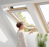 חלון גג ציר אמצעי