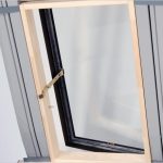 חלון גג ציר דלת FENSTRO / VELTA