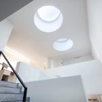 פיזור האור דרך הגג אל המרחבים הפנימיים